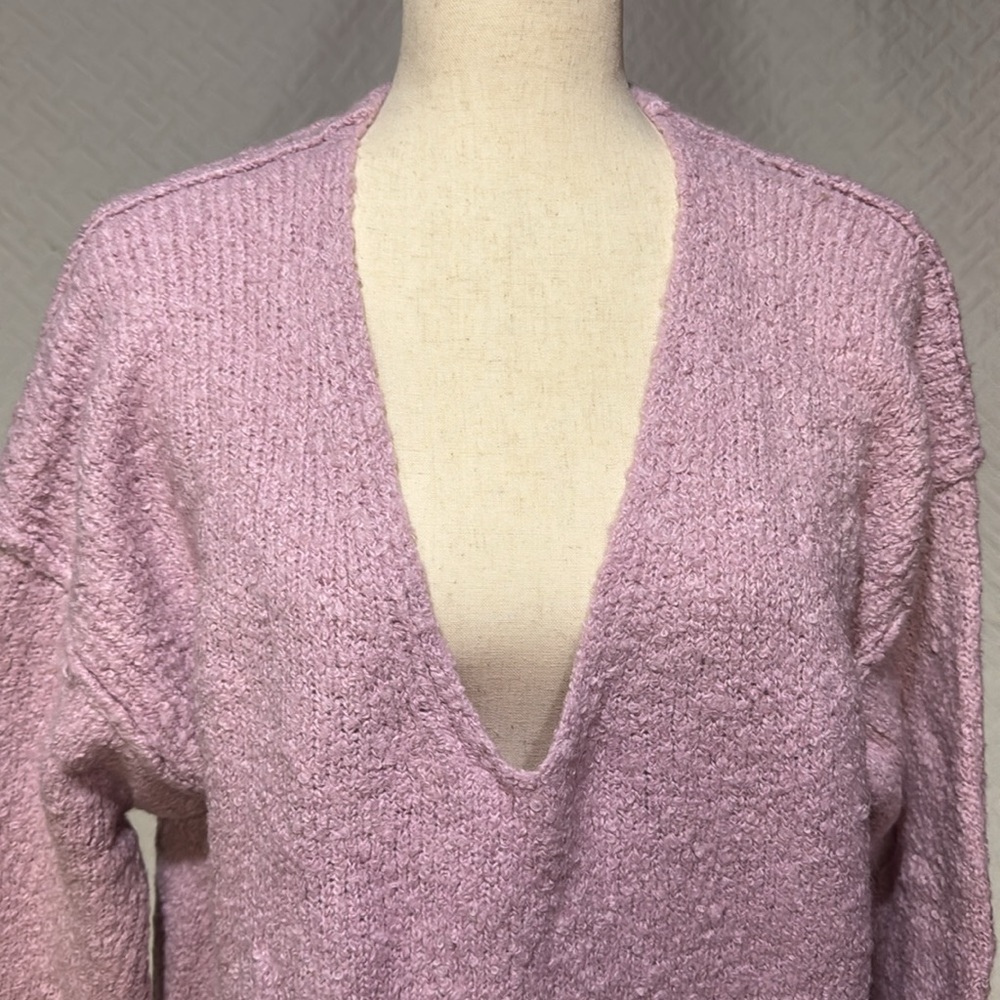 Free People Super Soft XS Pink V Neck Sweater - Picture 2 of 4